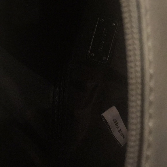 Sold - Picture 7 of 7